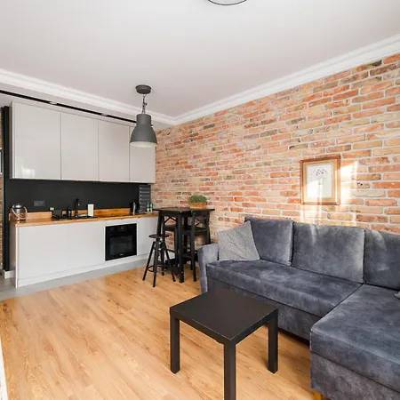 Nowolipki Deluxe By Bookinghost *