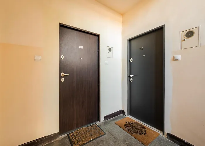 Nowolipki Deluxe By Bookinghost